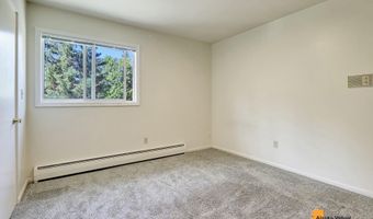 7441 Glade Pl, Anchorage, AK 99518