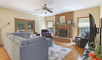 26268 W Springwell Ave, Antioch, IL 60002