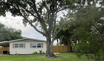 935 SAILFISH Dr E, Atlantic Beach, FL 32233