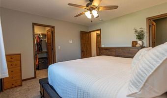 2580 Lois Ln SE, Alexandria, MN 56308