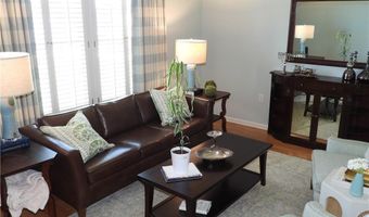 220 Lake Shore Dr, Alma, GA 31510