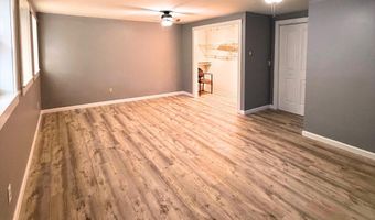 76 Falvey St, Bangor, ME 04401