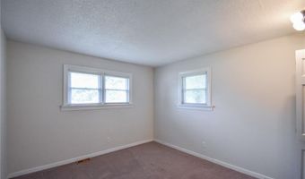 139 Factory Dr, Austin, IN 47102