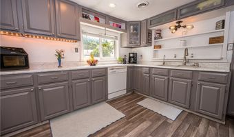 9658 Oakland St, Angola, NY 14006