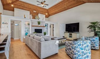 1039 Gulf Shore Blvd, Alligator Point, FL 32346