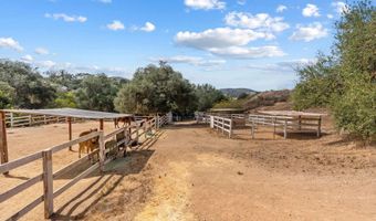 8952 Detwiler Rd, Escondido, CA 92029