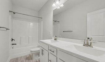 1033 Bellewood Park Dr, Angier, NC 27501