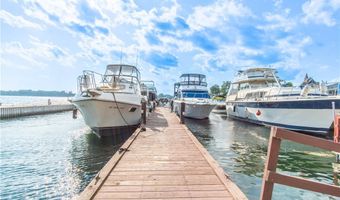 24 Bethune St, Alexandria Bay, NY 13607