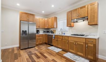 2104 Crenshaw Blvd, Los Angeles, CA 90016