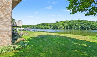 7261 Driftwood Dr SE, Ada, MI 49301
