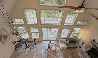 15 Shakespeare Dr, Albrightsville, PA 18210