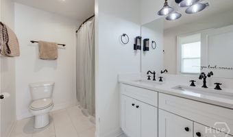 499 Little Oak St, Athens, GA 30601