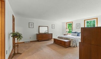 9 Ellsworth Rd, Andover, MA 01810