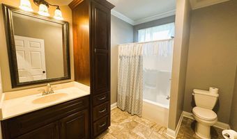 104 Canterbury Cir, Arab, AL 35016