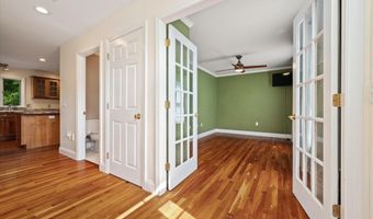 54 Trillium Trl, Bangor, ME 04401