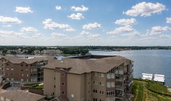 580 Linden Dr 208, Arnolds Park, IA 51331