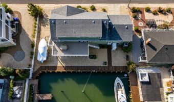 409 3rd St, Beach Haven, NJ 08008