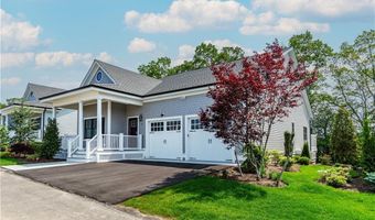 11 Hampton Rd 22, Coventry, RI 02816