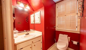 2714 Dover Ln, Albany, GA 31721