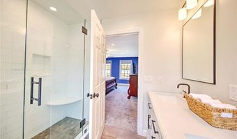 7 Court Ave, Barrington, RI 02806