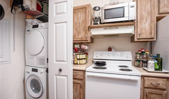 447 W LONGLEAF Dr 301, Auburn, AL 36832