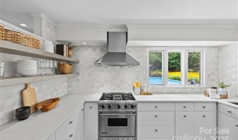 1811 Manor Mill Rd, Charlotte, NC 28226