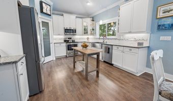 3709 NW 67th Ter, Bell, FL 32619