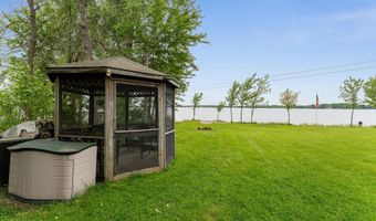 279 Hunter N Rd, Alburgh, VT 05440