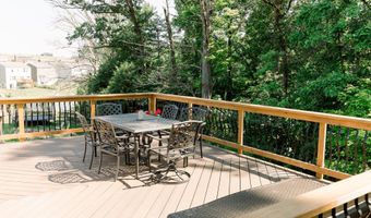 9739 Sweetwater Ln, Alexandria, KY 41001