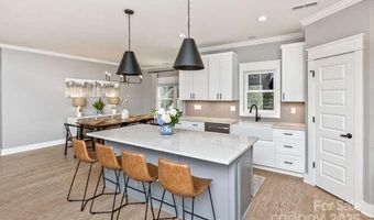 207 Weybridge Dr, Arden, NC 28704