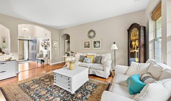 54 PORTLAND St, Barnegat, NJ 08005