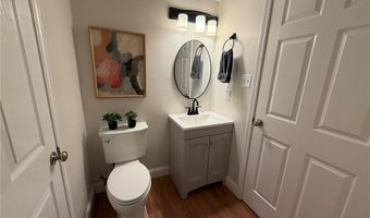 7633 Genesta St, Affton, MO 63123