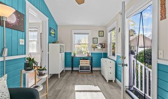 1 Fales St, East Providence, RI 02915