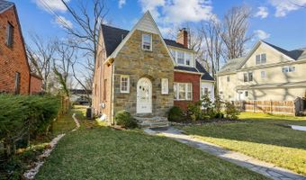 8908 GRANT St, Bethesda, MD 20817