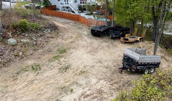 Hedley Avenue, Johnston, RI 02919