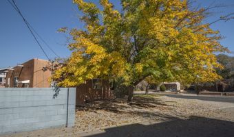 215 Carlisle Blvd NE, Albuquerque, NM 87106