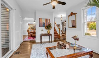 18 Middletown Ave, Atlantic Highlands, NJ 07716