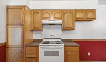 1225 E Church St, Aurora, MO 65605
