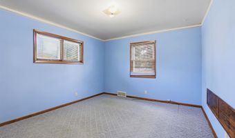 5400 LONG Ct, Appleton, WI 54914