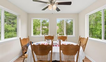 15 Bishop Cir, Albrightsville, PA 18210