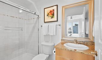 300 W Beech St 1909, San Diego, CA 92101