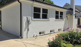 316 N Reuter Dr, Arlington Heights, IL 60005