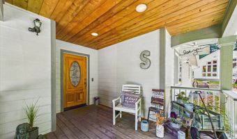 186 Lindholm Ln, Arcata, CA 95521