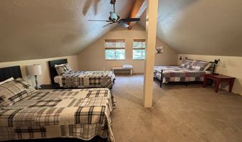 32 Shay Rd, Cascade, ID 83611