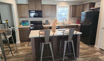 292 Maple St, Amherst, OH 44001