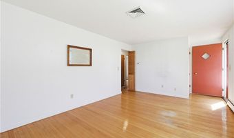 145 Glenwood Dr, North Kingstown, RI 02852