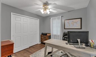 8244 SW Indian Hills Rd, Auburn, KS 66402