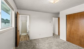 749 1ST St, Brookings, OR 97415