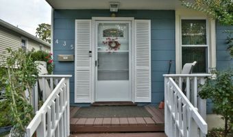 435 Northern Pkwy, Villas, NJ 07450