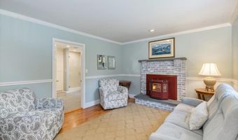 19 Off Webster St, Andover, MA 01810